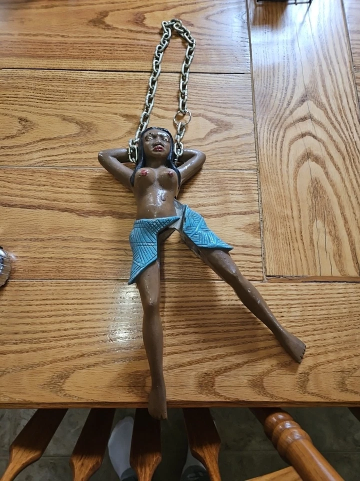 Cast Metal Woman Hanging Nut Cracker - Image 4 of 4