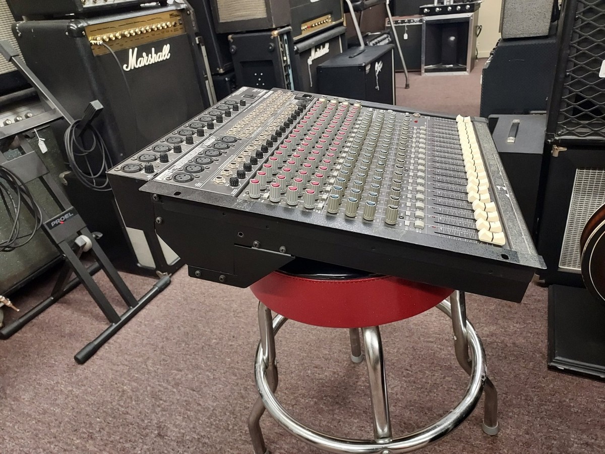 MACKIE CR1604 / XLR10 No Left Channel Output Mixer Rack Ears
