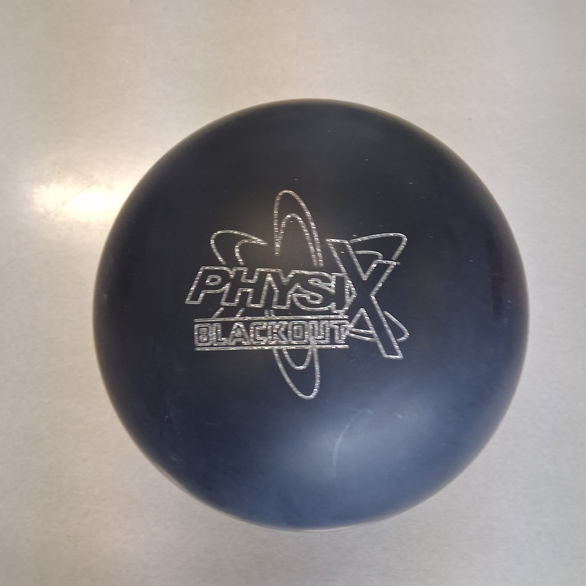 Physix Blackout ボウリングボール 15ポンド Physix Blackout ボウリングボール 15ポンド