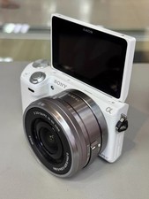 Sony Alpha NEX-5R 16.1MP Mirrorless Digital Camera w/16-50mm Lens Enlish-95 NEW