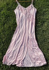 Vintage Vandemere Lace Nightgown Neglig e See Measurements