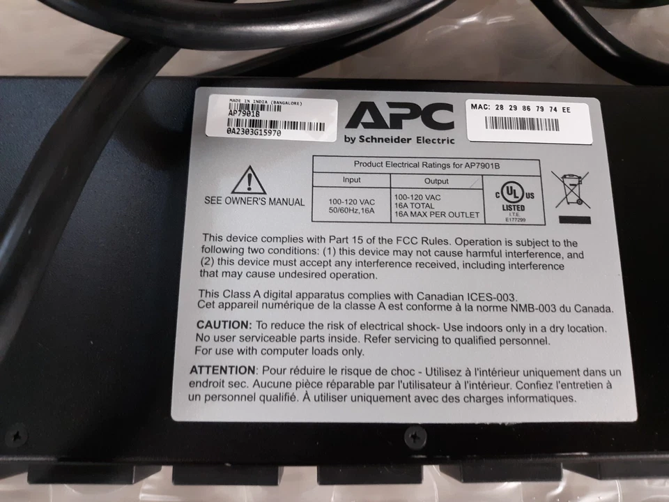 APC 7901B Switched Rack Power Distribution Panel w/ Ears *TESTED* - Image 3 of 4