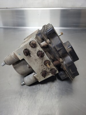 2006-2010 Mitsubishi Fuso FE85D ABS Pump Module OEM MK529420