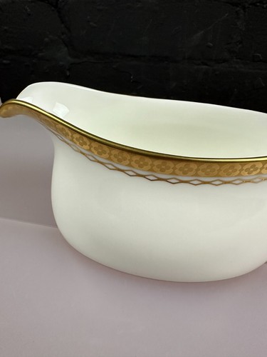 Royal Crown Derby Tiepolo Gold Gravy Boat / Sauce Jug MMVI 2006 - Picture 2 of 6
