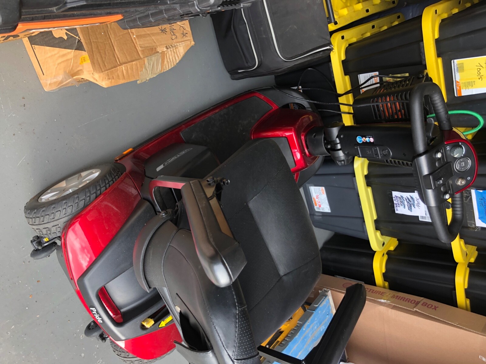 Used Pride Victory 10 Mobility Scooter 3 Wheel w New Batteries Charger