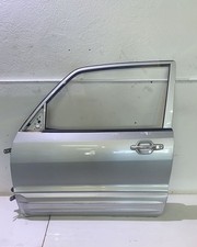 Porte avant et accessoires Mitsubishi MONTERO