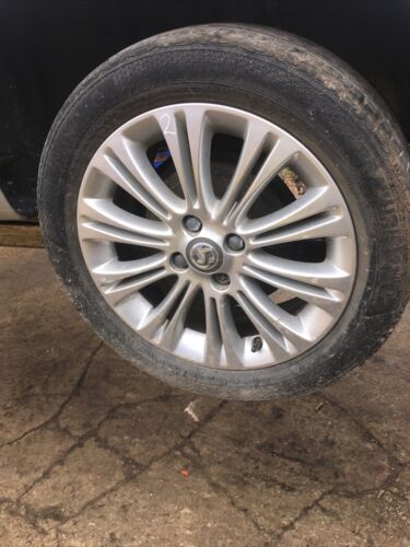 Vauxhall Corsa alloy wheel and tyre 195/55/16 no2 - Picture 1 of 2