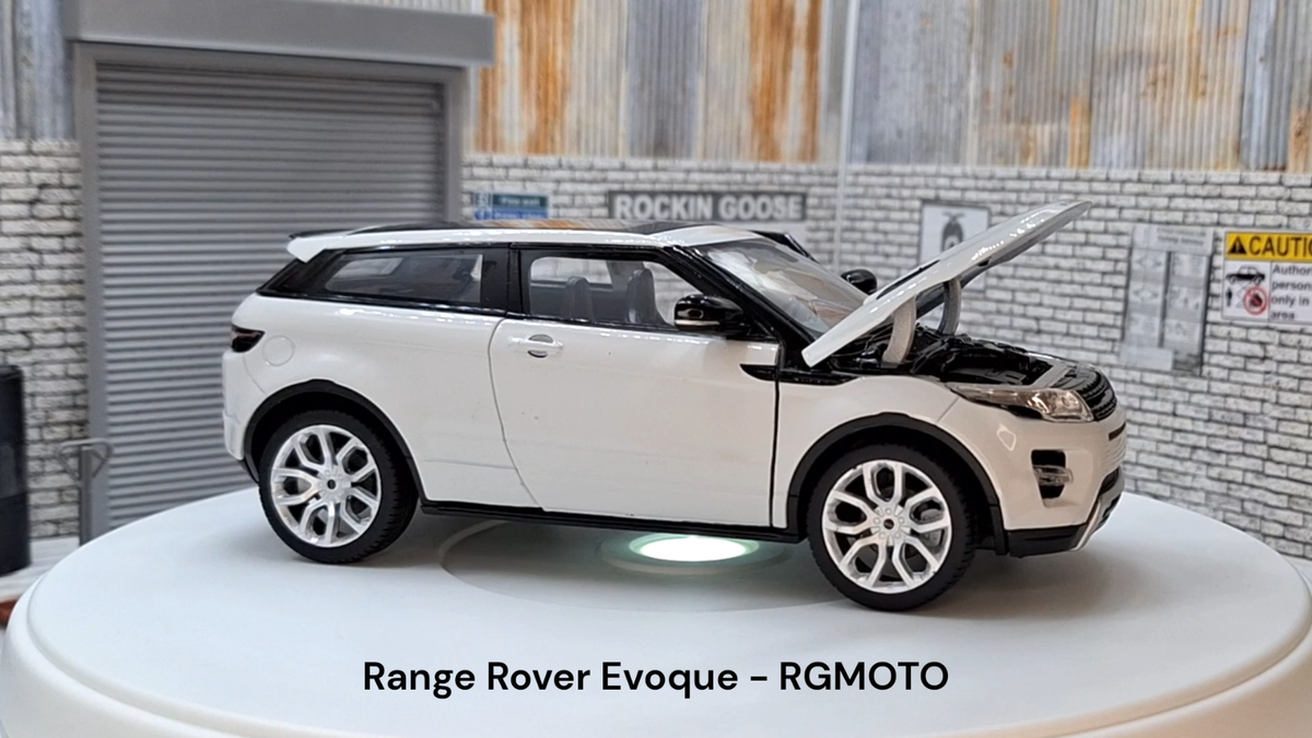 Range Rover Evoque - White 1:24 Scale Car Model | eBay UK