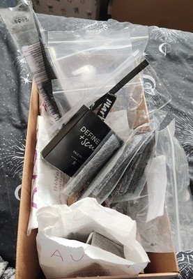 Avon Make-up und Proben Konvolut Ex Rep Entrümpelung