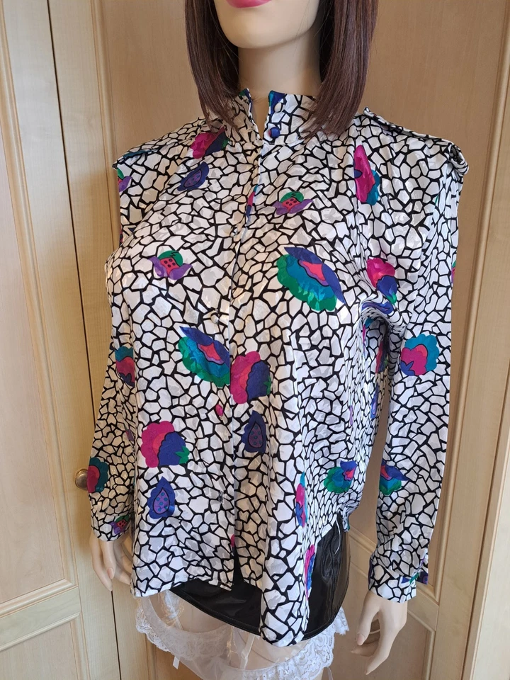 Rare Vintage Trio of London Shiny 80s New Romantic Colourful Eye-catching Blouse - Image 4 of 4