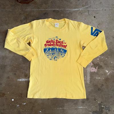 70s - 80s VINTAGE WHAM-0 HACKY SACK AND FRISBEE FESTIVAL T-SHIRT