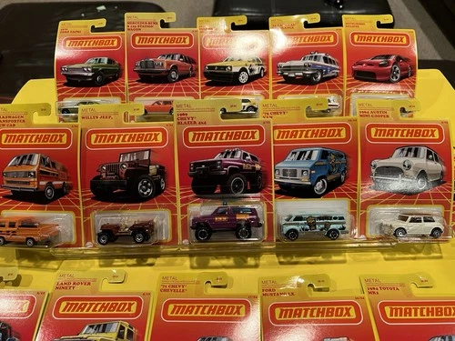 Matchbox Retro Series Collection Die Cast 17 Cars Vintage Card