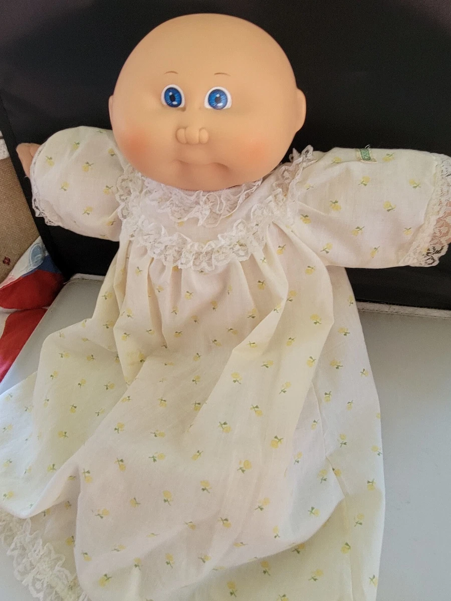 White cabbage patch doll deals