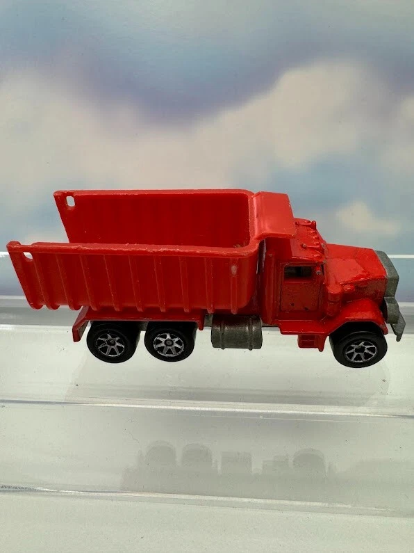 Vintage 1979 Mattel Hot Wheels Peterbilt Dump Truck Red - Image 2 of 4