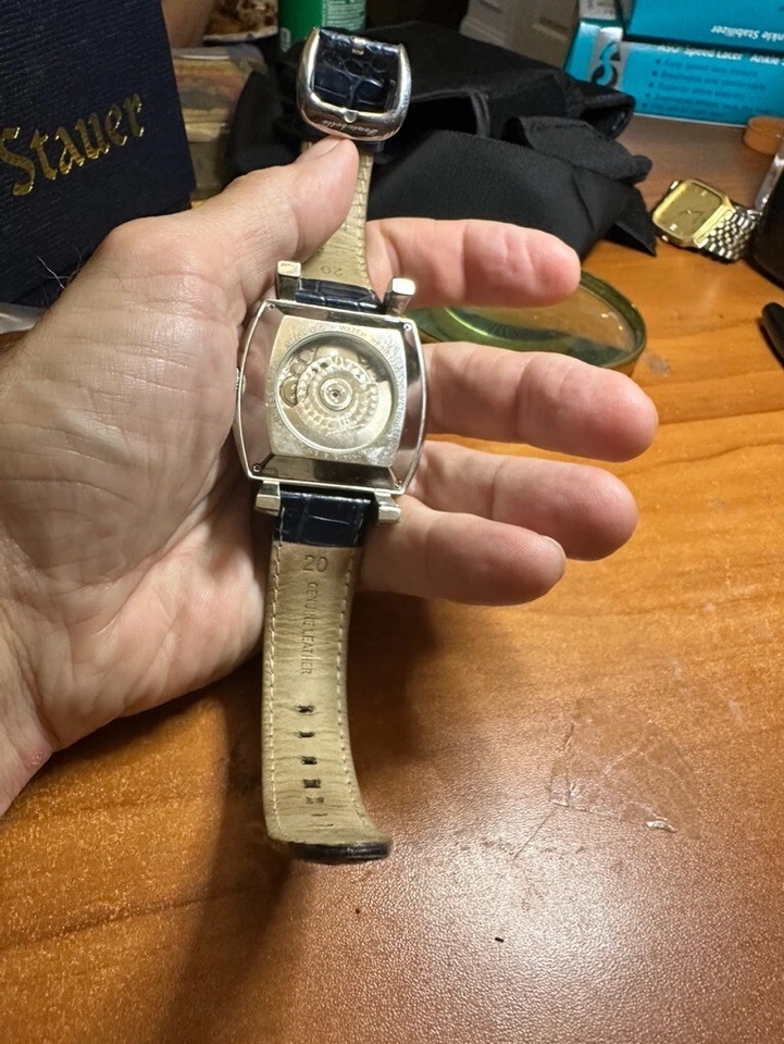 Reloj Automático Hombre Louis Bolle Acero Inoxidable 30 Metros Esqueleto Foto 4 de 4