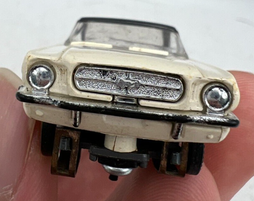 Aurora 1372 Tjet Thunderjet Ho Slot Car White w/ Black Hardtop '65 Ford Mustang - Picture 2 of 14