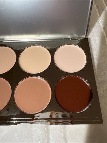 ICONIC LONDON Contour, Conceal + Highlight Multi Use Sculpting Palette 6 x 2g - Picture 6 of 6