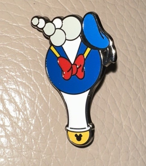 Disney Trading Pin Donald Duck Bubble Wand WDW Hidden Mickey 2025