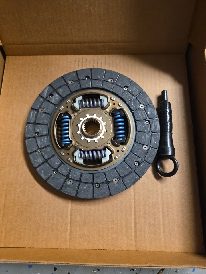 Новый в коробке 2009 Toyota Corolla 1,8 л 5 скоростей механическая коробка передач муфта набор. - Изображение 3 из 4