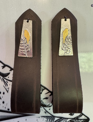 JEWELRY FOR JEANS. Handcrafted clips to accessorize jeans. Pant savers 