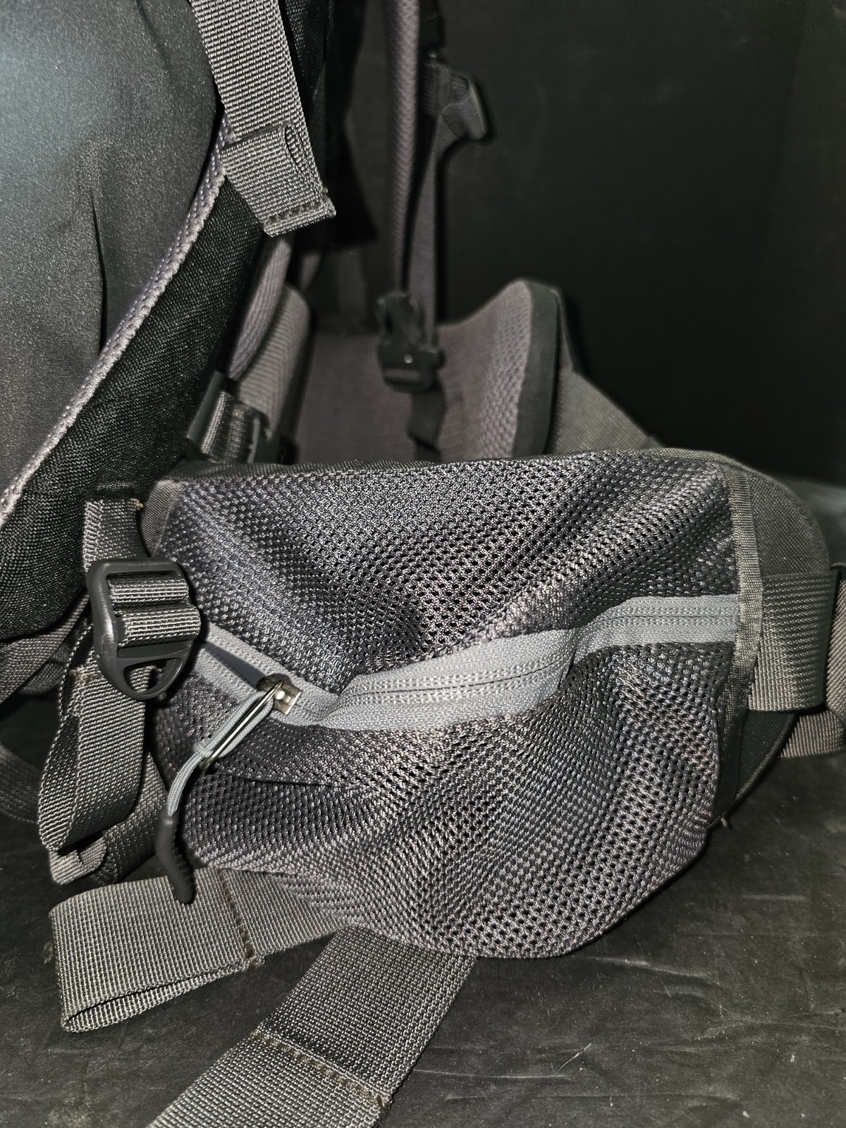 North Face Terra 50 Gray 50L Hiking Backpack External Pockets Hip Belt Support! thumbnail 11