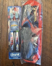 New Oral-B Spiderman Kids Manual Toothbrush 2 Pack With A Travel Carrying Case