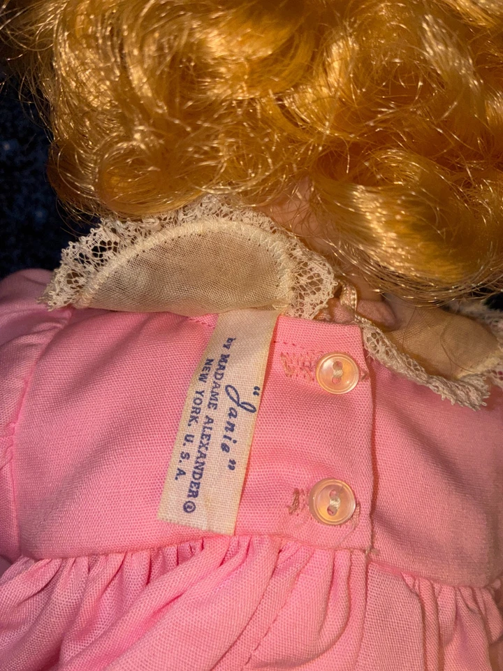 Boneca bebê vintage Madame Alexander Janie com caixa de trabalho Crier 1972 - Imagem 4 de 4