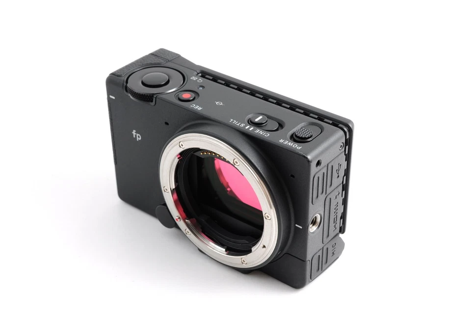 Sigma fp 24.6MP Full-Frame Mirrorless Camera Body w/HAND GRIP Charger -MINT- - Image 4 of 4