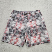 Patagonia Wavefarer Board Shorts Mens 38 Red Printed Tropical Swim Vacation