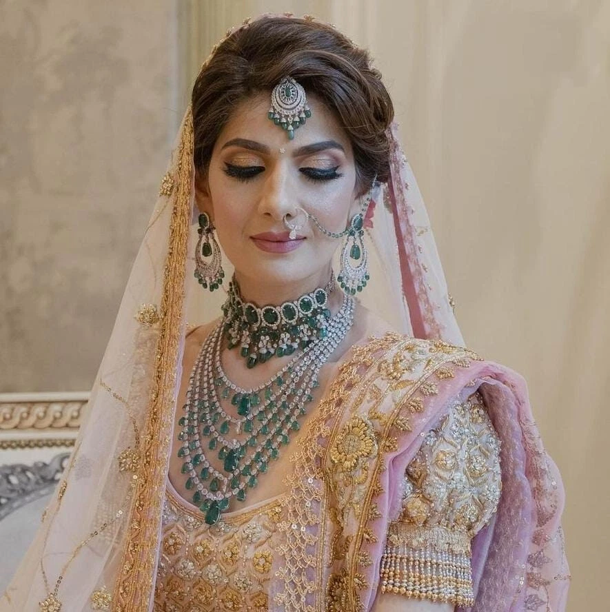 Emerald bridal necklace online