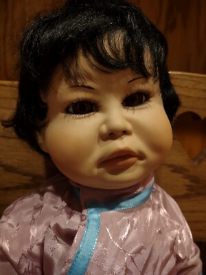 ''Mai Hai'' Porcelain Doll by Terri DeHetre 21'' LE #163, 1990