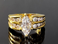 SHIMMERING 925 STERLING SILVER VERMEIL AND CZ RING SIZE 6