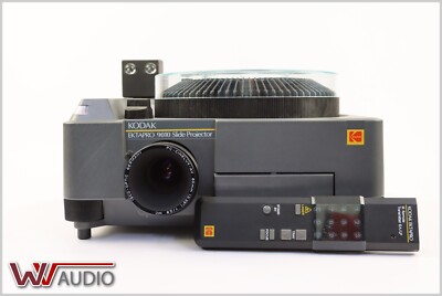 Kodak Carousel Ektapro 9010 Slide Dia Projector Incl Remote Control.
