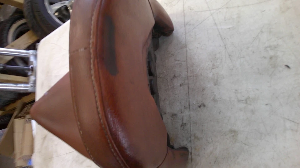 Sillín asiento conductor delantero Victory Kingpin 2004-2005 Foto 3 de 4