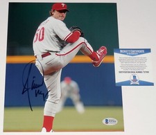 JAMIE MOYER AUTOGRAPHED 8X10 COLOR PHOTO (PHILADELPHIA PHILLIES) - BECKETT COA! 