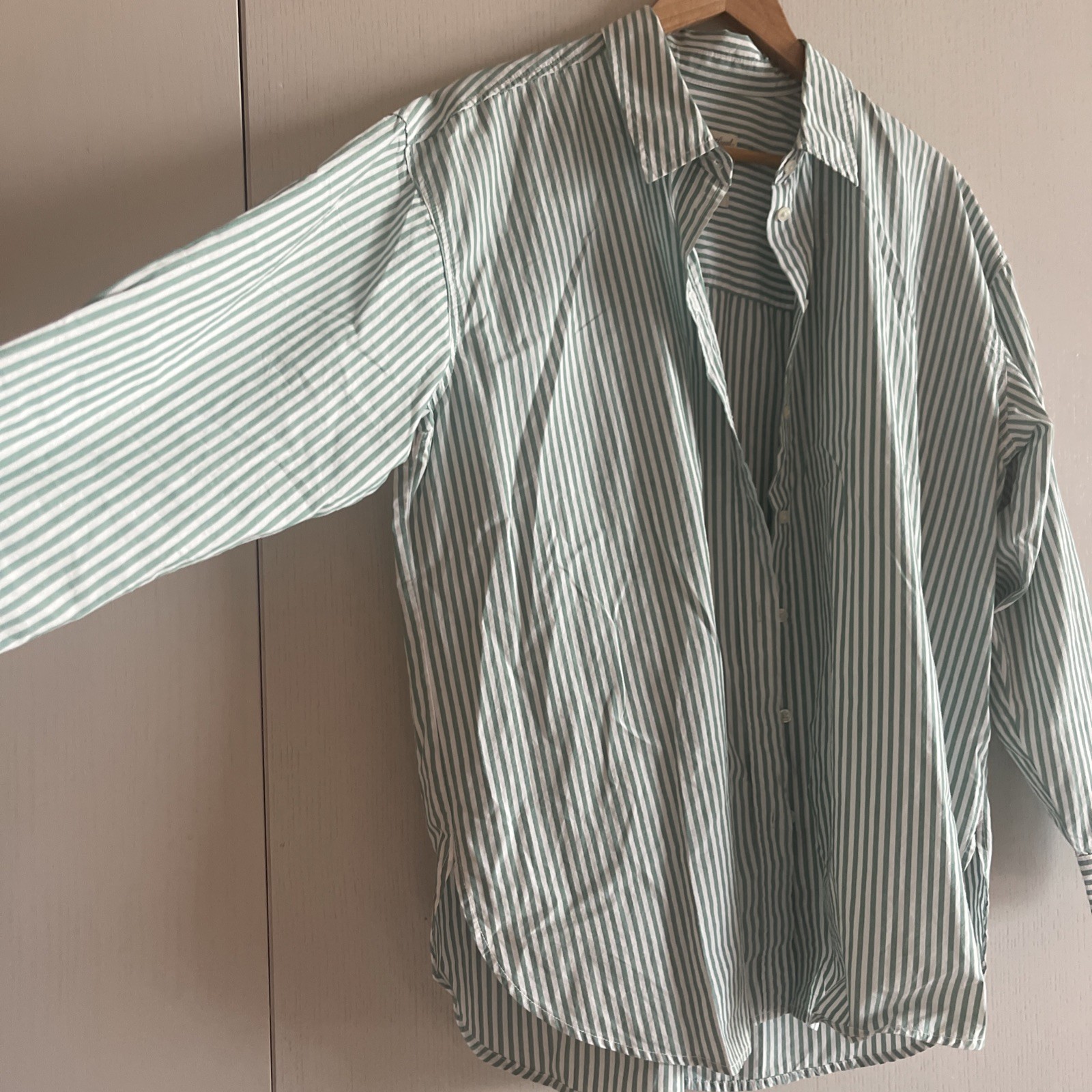 Universal Thread Oversized Boyfriend Button Down … - image 2