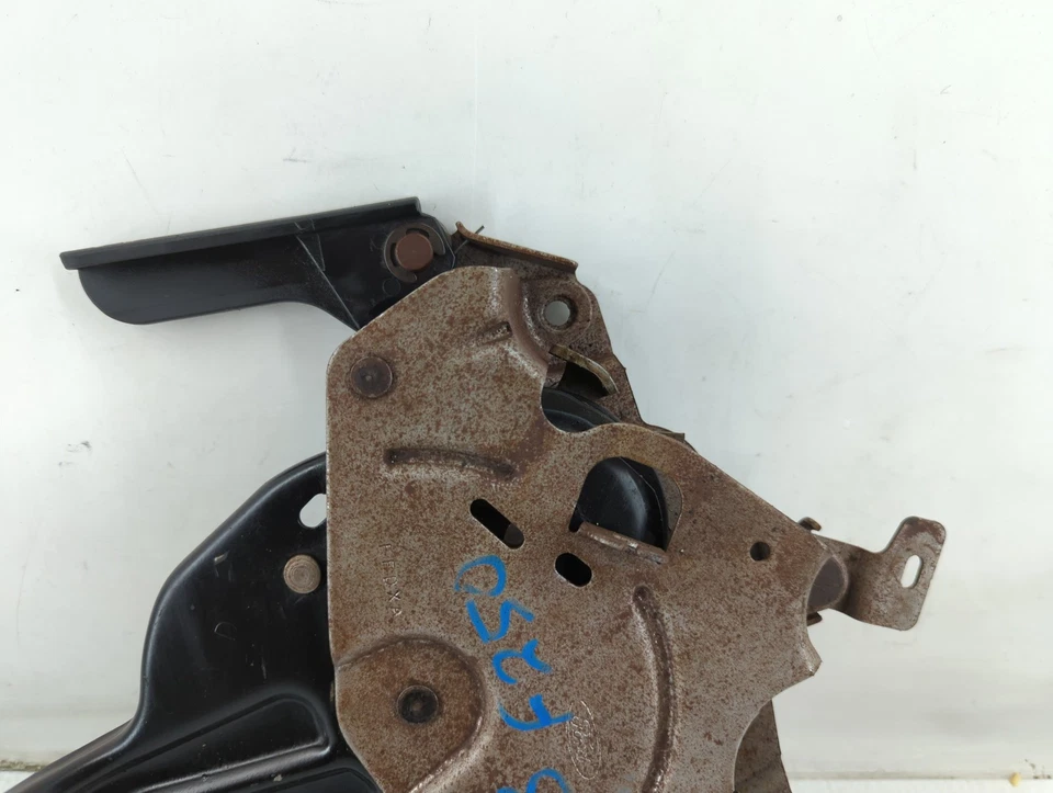 Ford F-350 Super Duty 2013 montaje de pedal de freno UT59O Foto 2 de 4