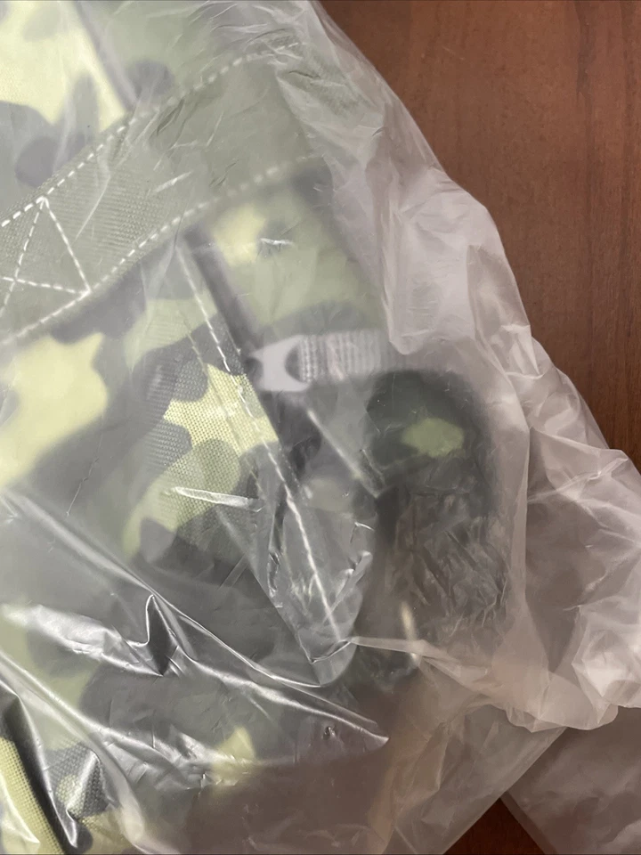 LocknLock Insulated Tote Bag Zip Top ~ Camouflage Green & Gray 16”x16” - Image 3 of 4