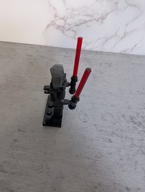 Lego M-OC Hunter Droid Minifigure 75185 sw0852 Star Wars Rare Retired Authentic 