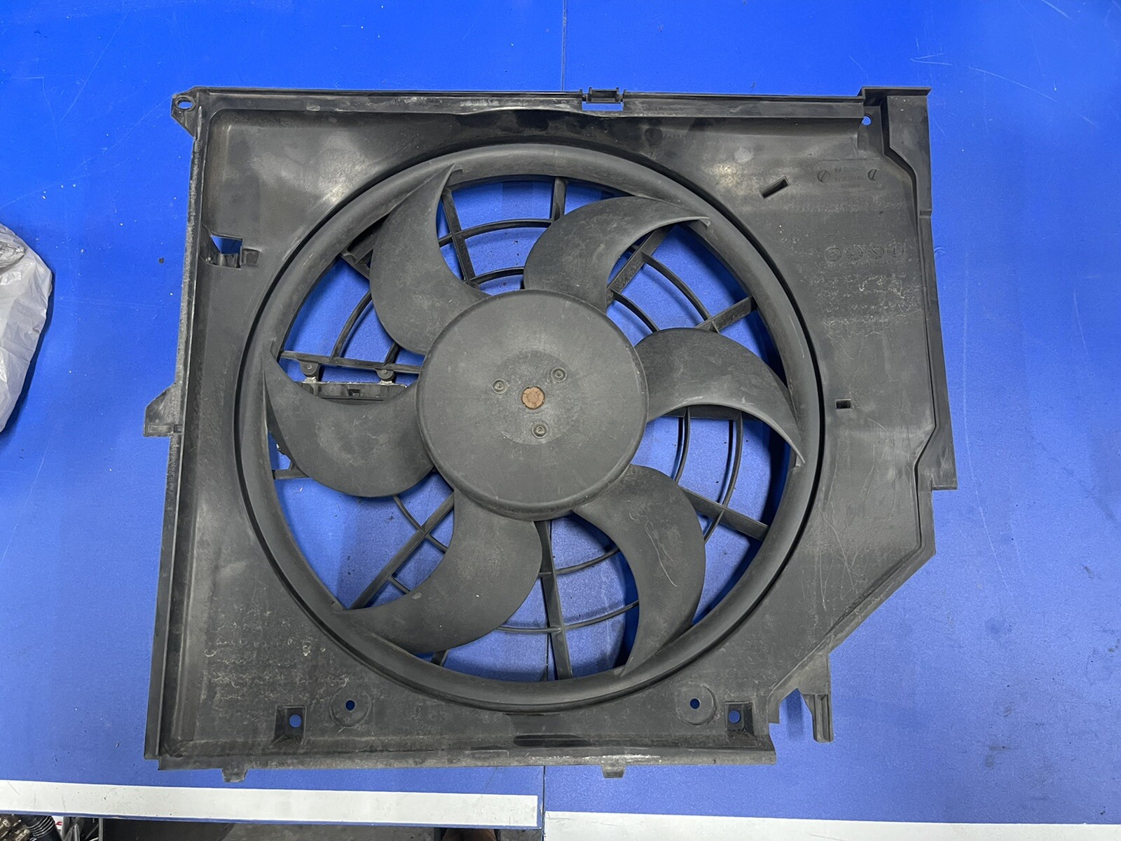 0104 BMW E46 330CI 330I M54 ENGINE RADIATOR COOLING FAN MOTOR W