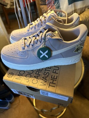 Women s Nike Air Force 1  07 Amethyst Ash Size 8, New With Box