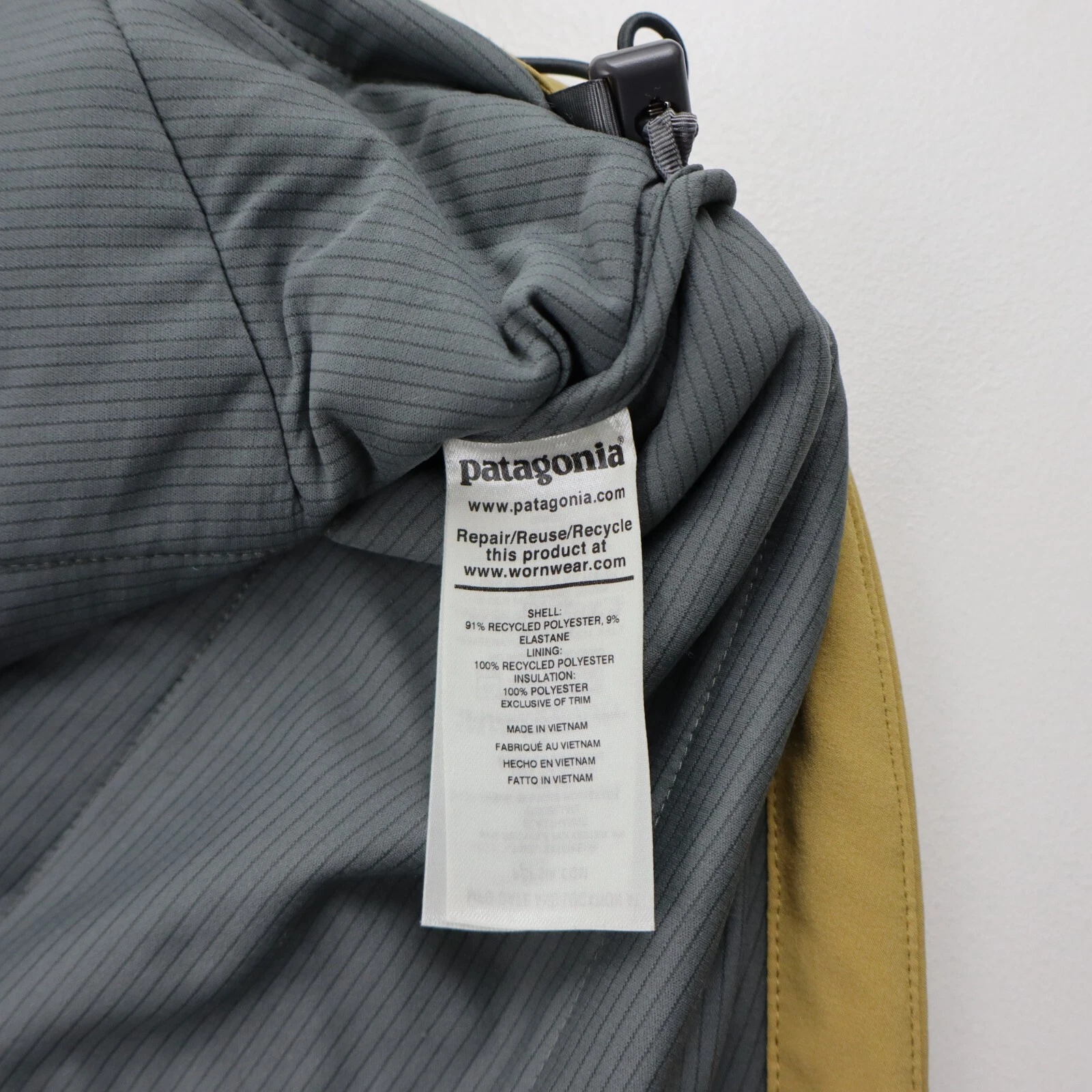 patagonia pack in puffer insulated quilted hoody coat jacket