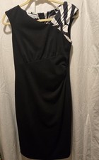 Kay Unger Stretch Sheath Dress With Black White Shoulder