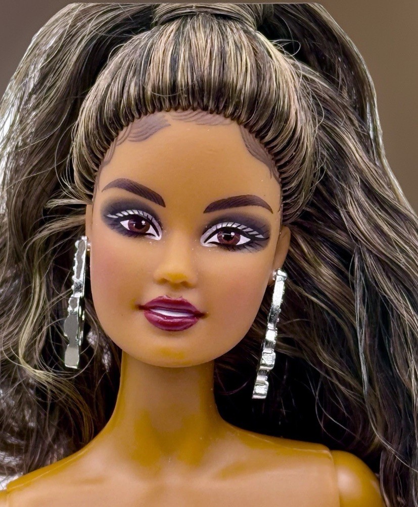 💖Barbie Teresa Model Muse Hispanic/Latina Doll~ Gorgeous 
