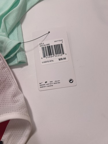 Size 4 NIKE AUTHENTIC GIRLS ORIGINAL BRAND NEW 2Pc LONG TEE & SHORTS SET - Picture 3 of 6