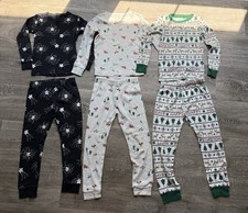 Carters Holiday Pajamas Lot Of 3 Size 6 kids Long Sleeve and Pants EUC