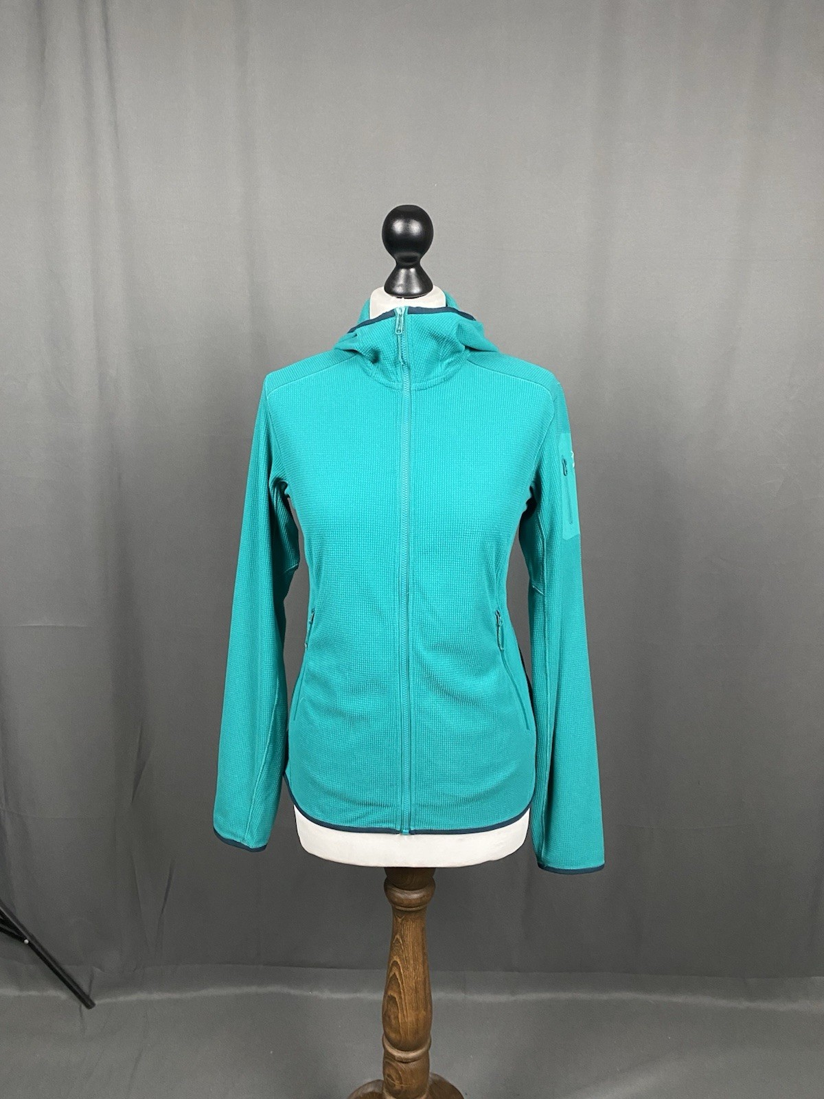 Come nuovo! Maglione Arc'Teryx Polartec blu turchese in pile con cappuccio e zip intera taglia M