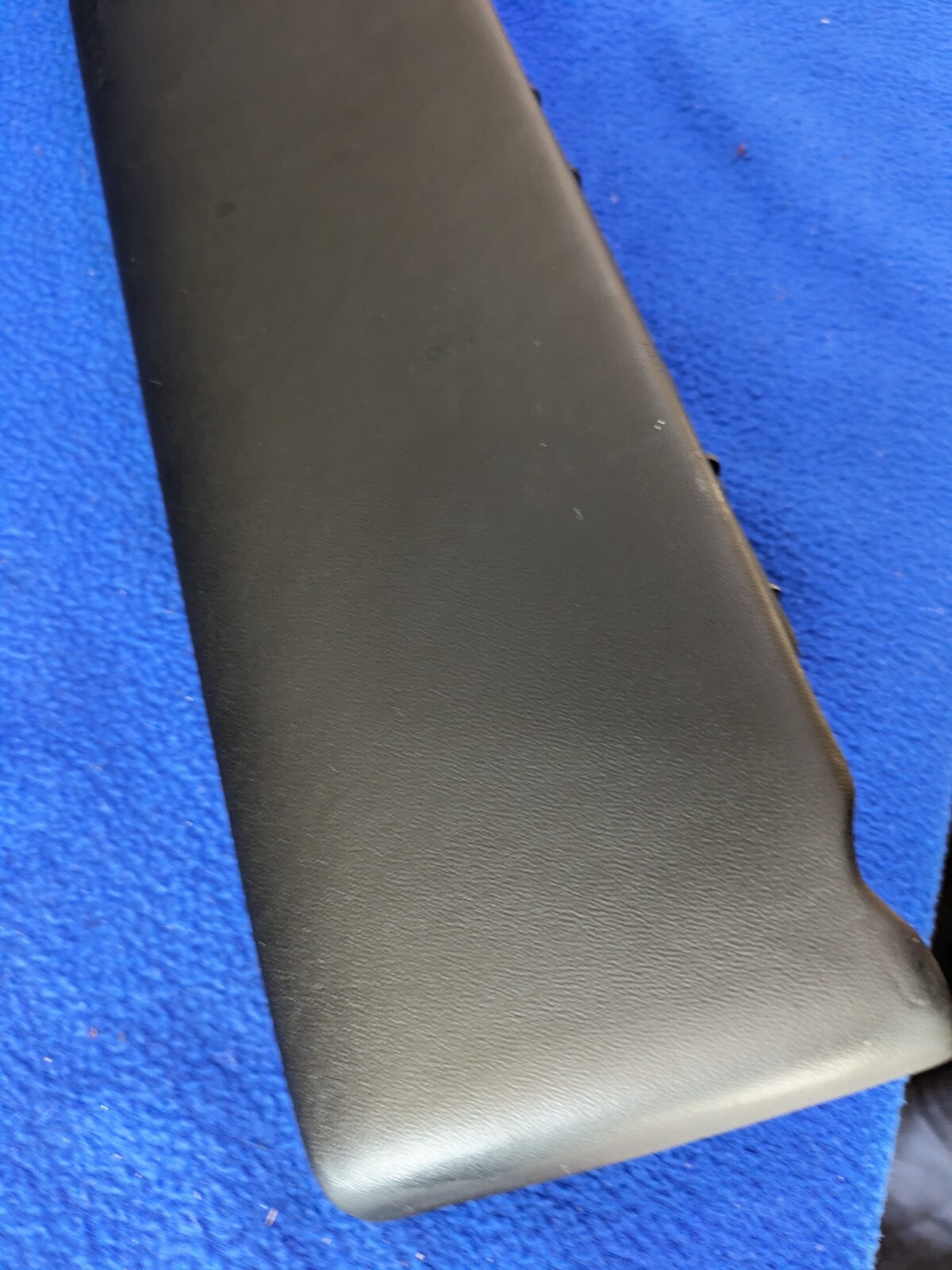 Bentley Flying Spur W12 Front Left knee under Bezel Cover Trim Panel 06-18