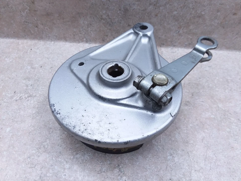 Placa de freno de rueda trasera Honda 125 CB CB125 CB125S 1980 ANX-C45 Foto 2 de 4