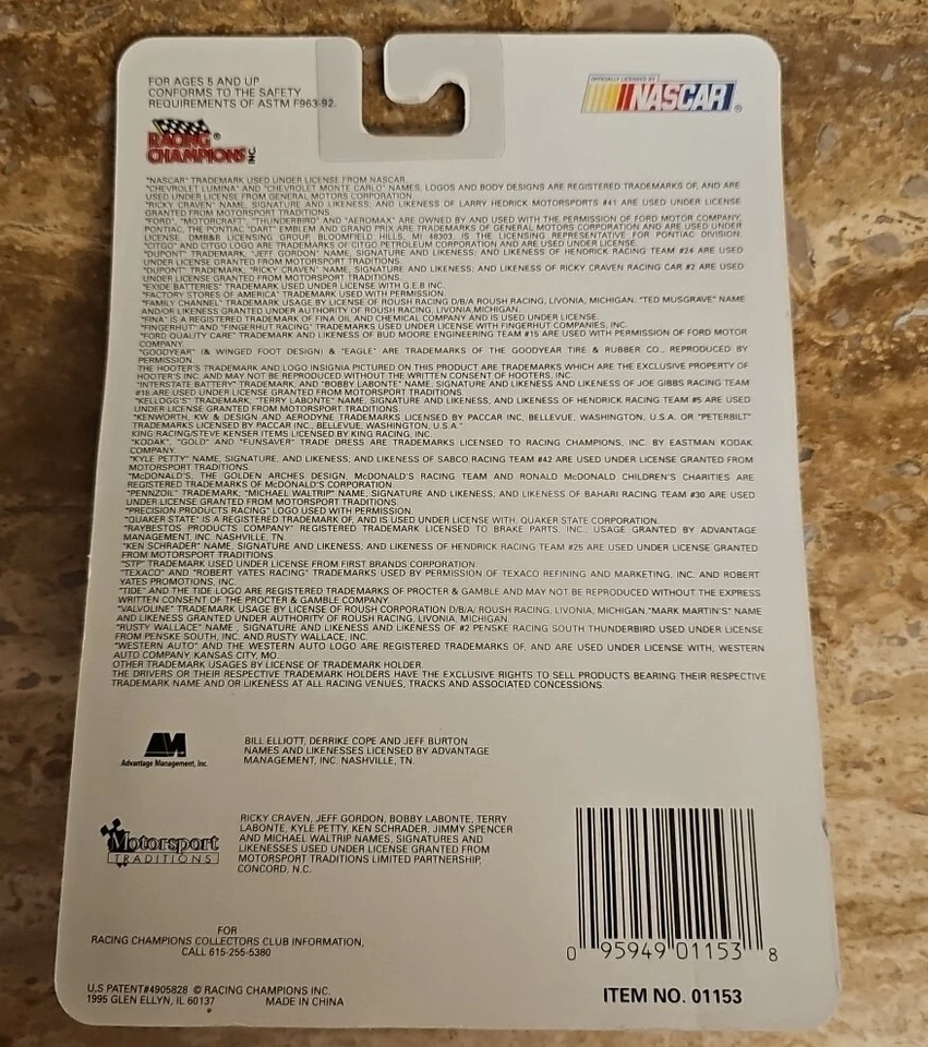 Racing Champions 1:64 NASCAR Diecast Todd Bodine Foto 2 de 2